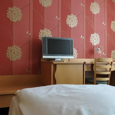 Luna Žiar nad Hronom