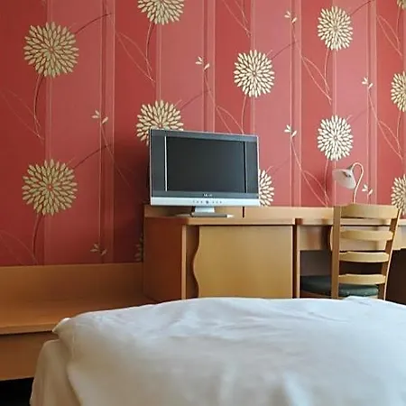 Luna Hotel 3*