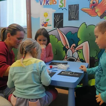 Luna 3* Žiar nad Hronom