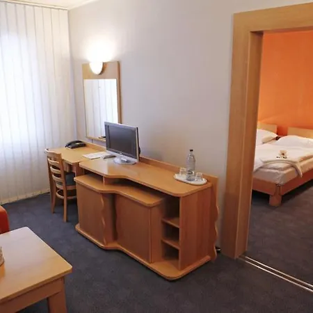 Luna 호텔 Žiar nad Hronom